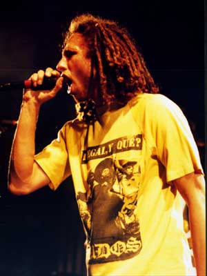 ratm18.jpg