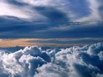 Полёт между облаками